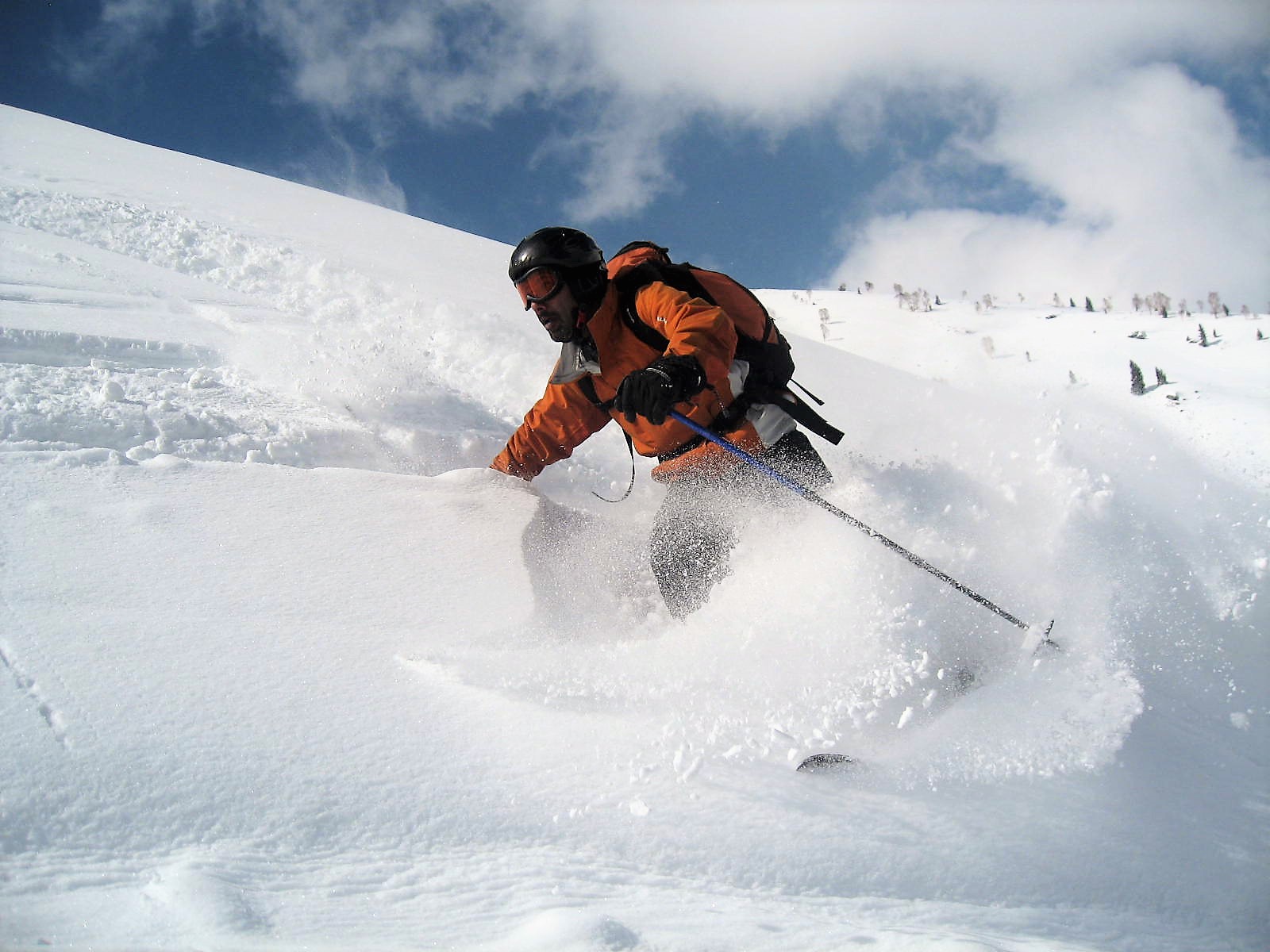 Mr. Akshay Kumar skiing