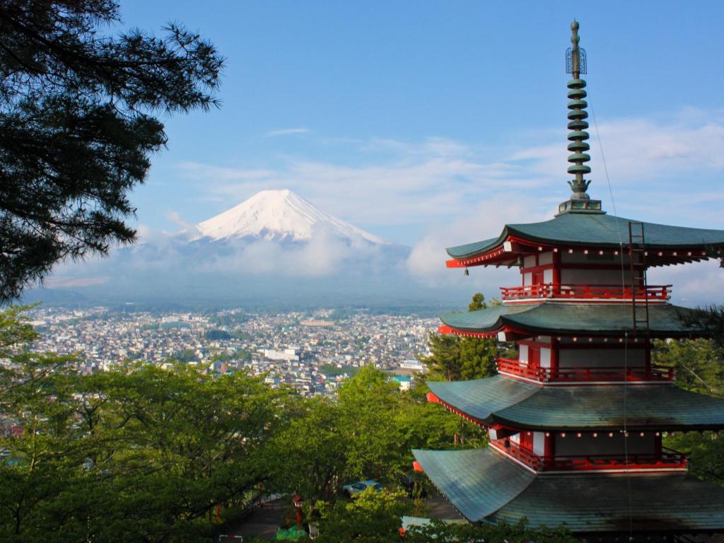 Discover Japan in Winter: Essential Travel Tips and What to Wear