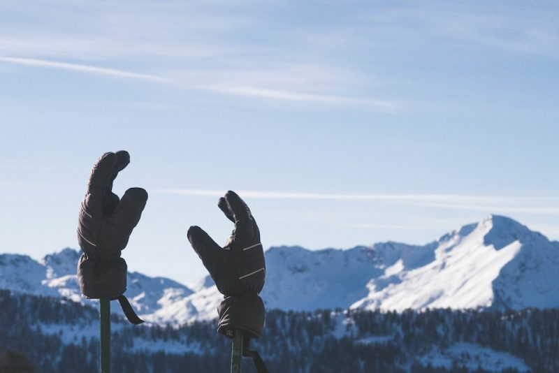 gloves to buy winter wear online